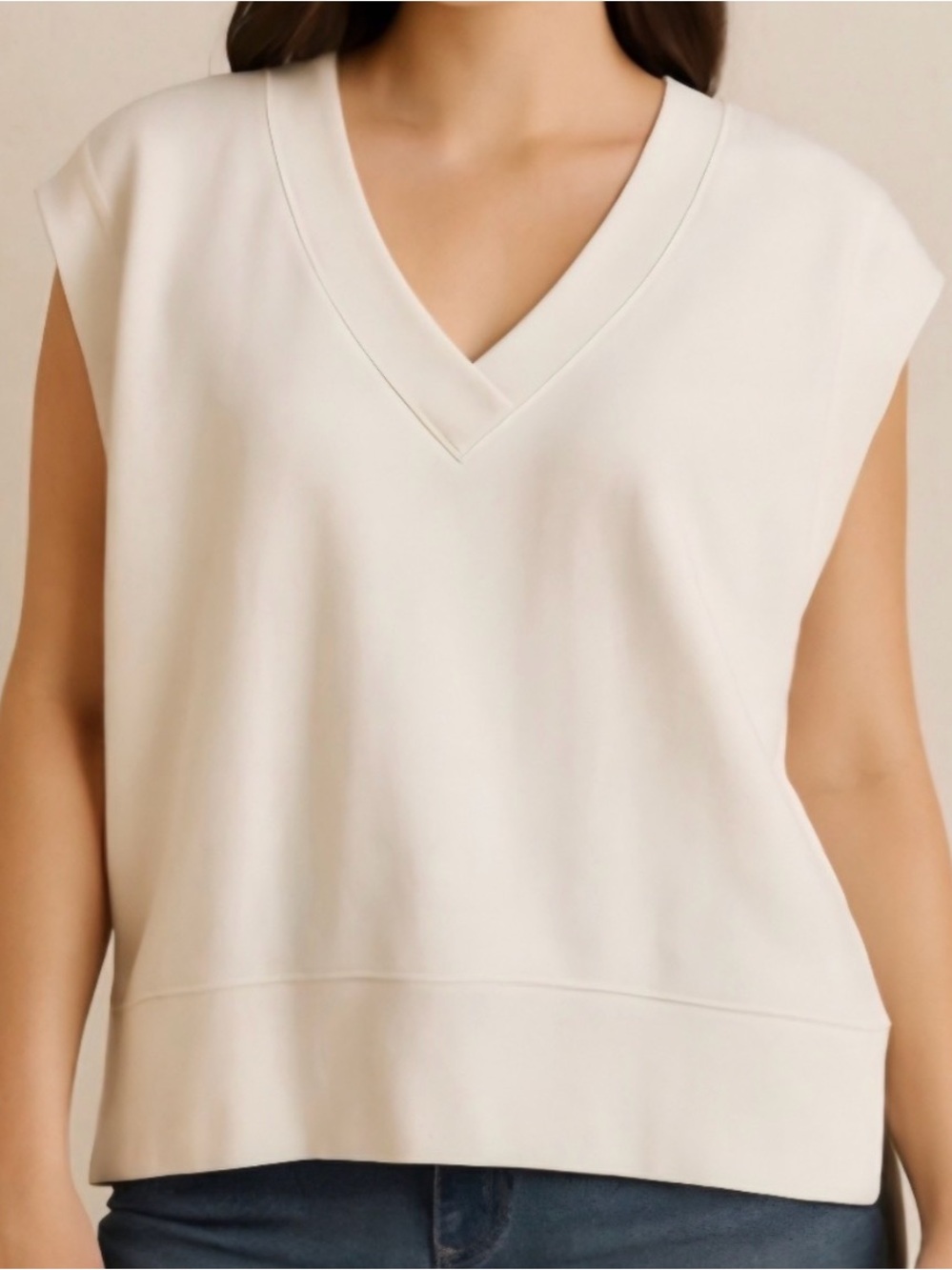 Athleta Retroterry V-Neck Sweatshirt Tee Sweater Vest Top Ivory Cream Medium M